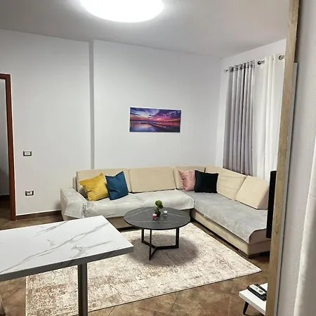 Dora * Tirana