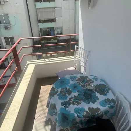 Dora Apartament